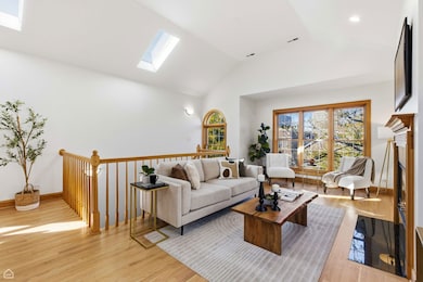 1447 W Walton St unit 3, Chicago, IL 60642 - photo 2