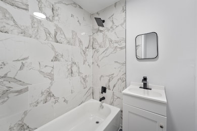 4611 W Hunting St unit 1, Houston, TX 77026 - photo 2