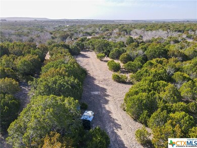 0 Cr 3940 unit 472151, Lampasas, TX 76550 - photo 2