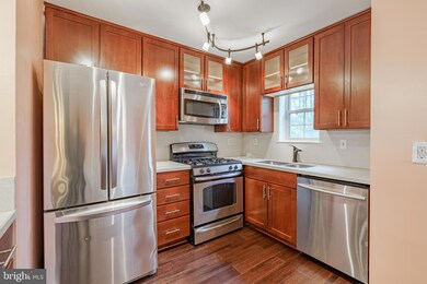 9339 Town Place Dr, Owings Mills, MD 21117 - photo 5