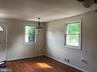 919 Drum Ave, Capitol Heights, MD 20743 - photo 2
