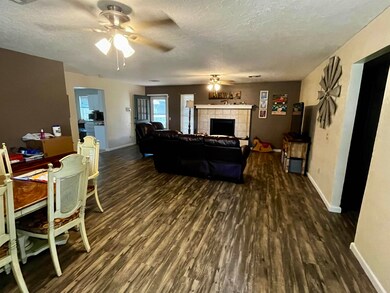 2005 2005 High Meadow Dr, Duncan, OK 73533 - photo 2