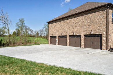 Plenty of garage space