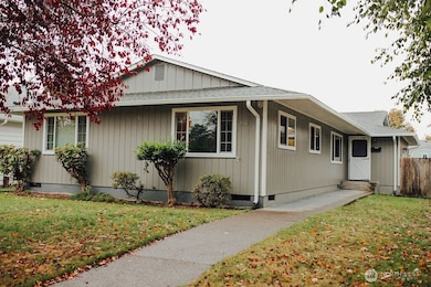 2661 Maple St, Longview, WA 98632 - photo 2