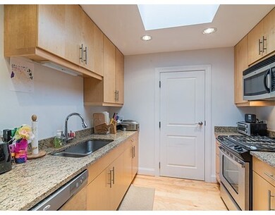 Hammonswood at Chestnut Hill unit EPH1, Chestnut Hill, MA 02467 - photo 3