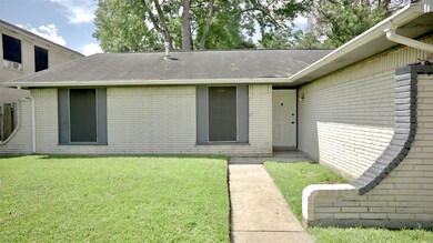 7742 Parker Rd, Houston, TX 77016 - photo 3