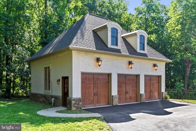 425 Heath Dr, Sykesville, MD 21784 - photo 5