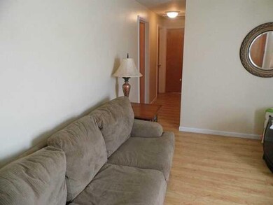 Living Room. 18 4