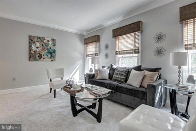 2902 Oakton Crest Place, Vienna, VA 22181 - photo 4