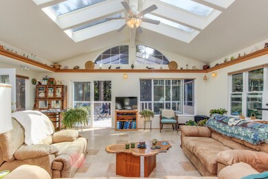 1128 SW 17th St, Lincoln City, OR 97367 - photo 4