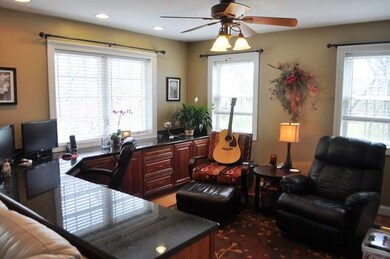 260 Melody Ln unit 1, Carpentersville, IL 60110 - photo 6