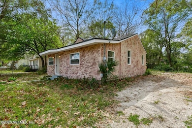 1420 Detroit St-2