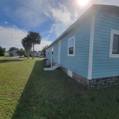 404 Raven Dr, Sebastian, FL 32976 - photo 2