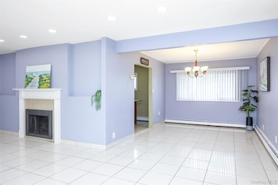 201 Sprucewood Dr, Levittown, NY 11756 - photo 5