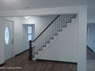 516 Red Rock Rd, Cresco, PA 18326 - photo 3