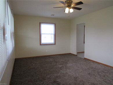 4309 Tacoma Ave, Lorain, OH 44055 - photo 6