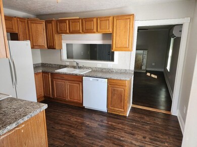 607 E Crosstimbers St, Houston, TX 77022 - photo 5