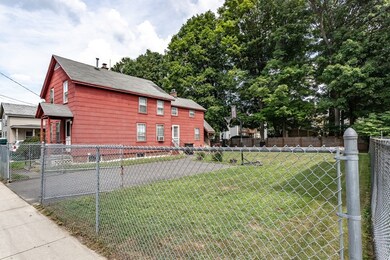 11 Kellogg St, Westfield, MA 01085 - photo 4