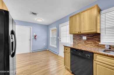 Kitchen 5