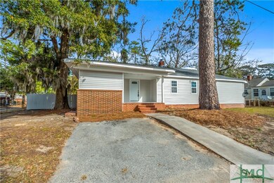 1816 E de Renne Ave, Savannah, GA 31406 - photo 5