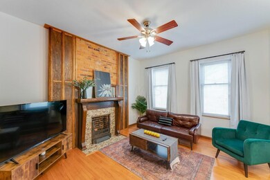 living room...
