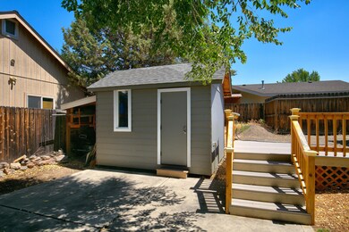 3208 NE Stonebrook Dr._006
