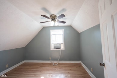 921 S Buckeye St unit 4, Kokomo, IN 46901 - photo 7