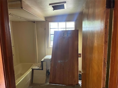 517 N Elliott St, Sherman, TX 75090 - photo 7