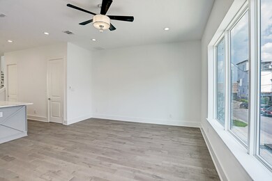 4210 Schuler St unit A, Houston, TX 77007 - photo 5