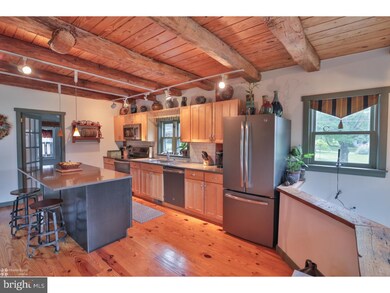 4885 Jasper Rd, Emmaus, PA 18049 - photo 4