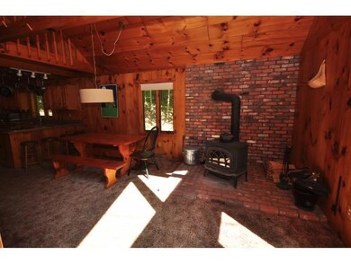 Cozy space with Breakfast Bar