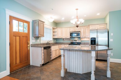 12-51WestIslandWay-SBS-