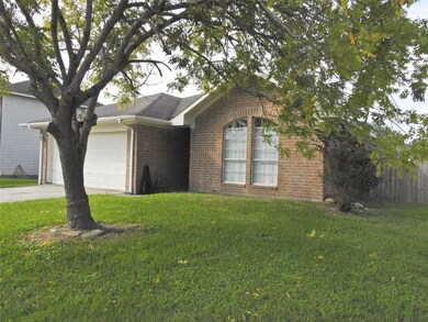 24326 Bar Kay Ln, Hockley, TX 77447 - photo 2