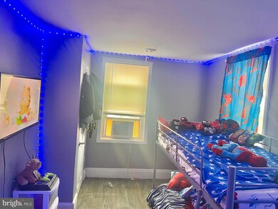 4844 N Front St, Philadelphia, PA 19120 - photo 7