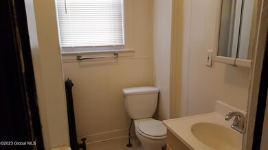 37 N Manning Blvd, Albany, NY 12206 - photo 6