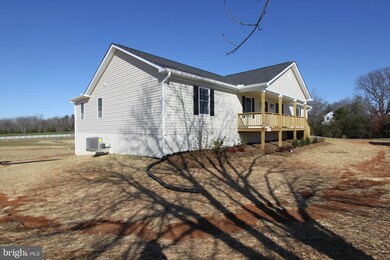 28049 Strawberry Hill Rd, Rhoadesville, VA 22542 - photo 3