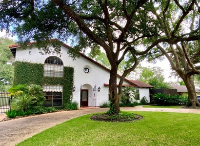 2519 Oak Dr, Bay City, TX 77414 - photo 2