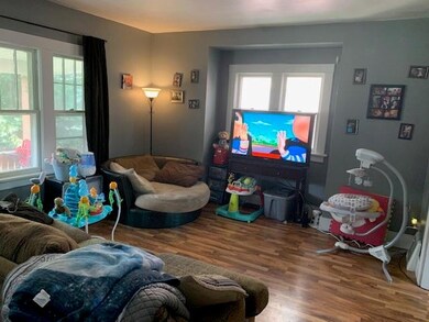 1502 8th Ave SE, Cedar Rapids, IA 52403 - photo 2