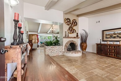 06 Foyer