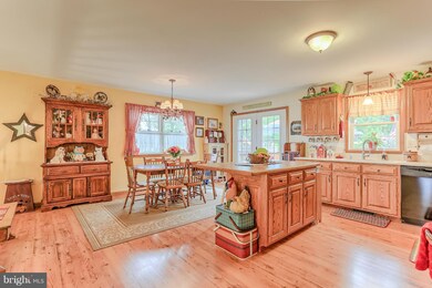 1753 Raven Dr, Chambersburg, PA 17202 - photo 6