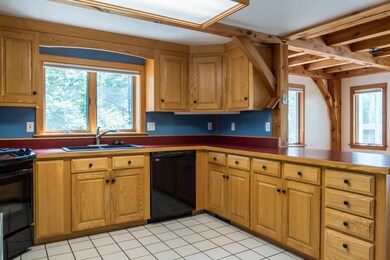 12-Kitchen (3 of 6)