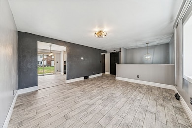 148 Van Dr, Connellsville, PA 15425 - photo 4