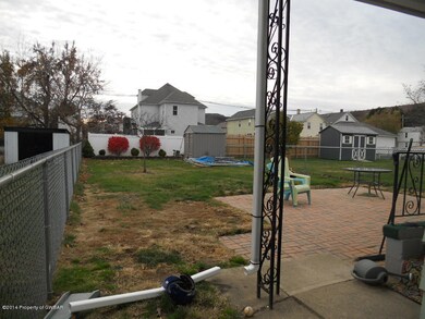 62 Barber St, Kingston, PA 18704 - photo 2