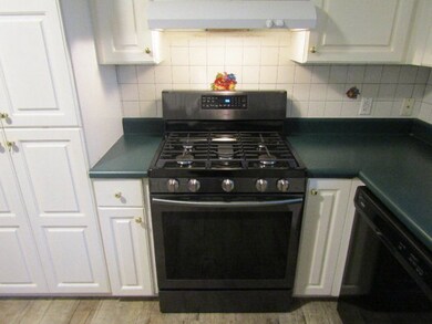 1021 E Lakeshore Dr, Dalton, GA 30720 - photo 3