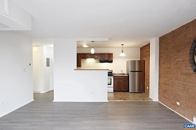 1800 Jefferson Park Ave unit 302, Charlottesville, VA 22903 - photo 2