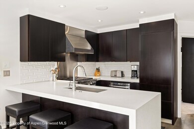 124 E Durant Ave #6