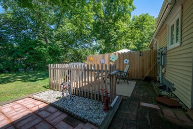 4 Cedarbrook Village unit B, Rochester, NH 03867 - photo 5