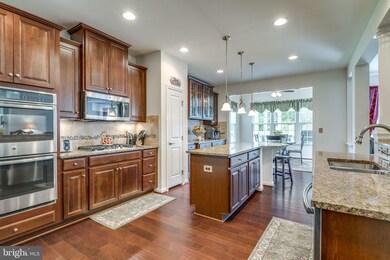 23889 Heather Meadow Dr, Aldie, VA 20105 - photo 2
