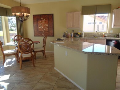 AZ Rm/Kitchen