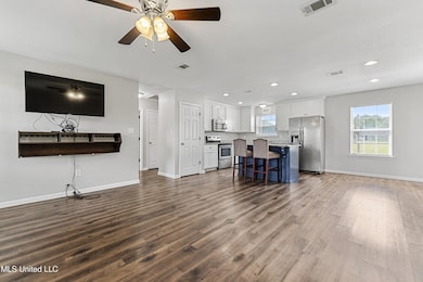 114 Crepemyrtle Ln, Lucedale, MS 39452 - photo 6